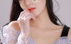 和校花同居的日子有声小说